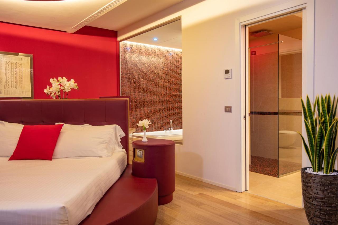 Hotel Glamour Басано дел Грапа Екстериор снимка